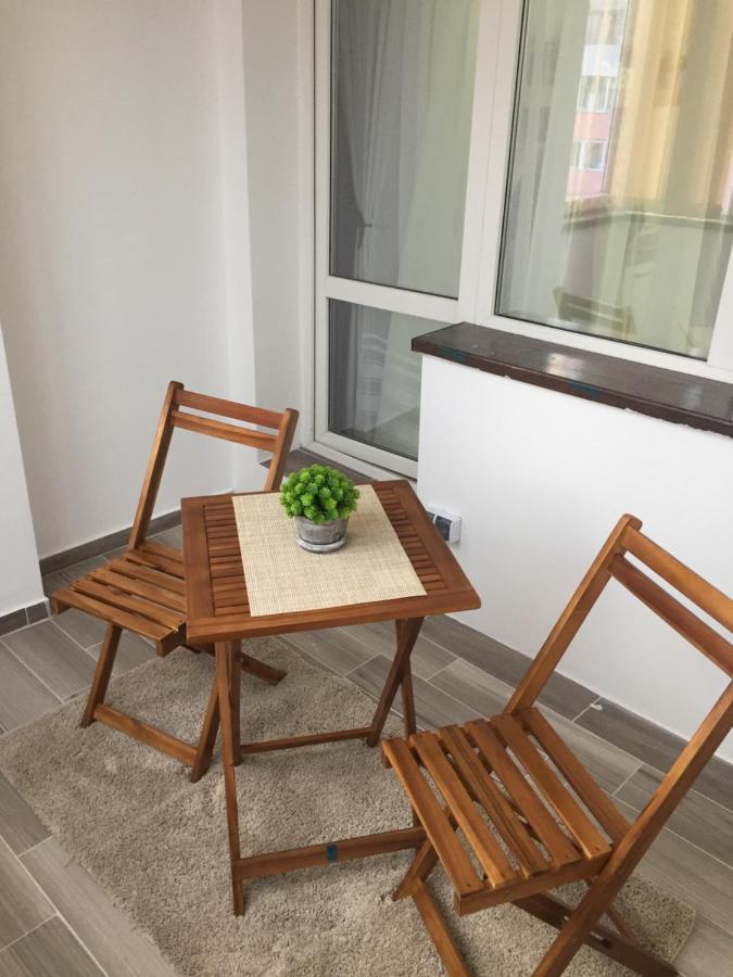 Roby Apartament Bucharest Exterior photo