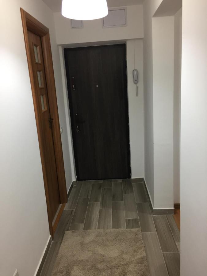 Roby Apartament Bucharest Exterior photo